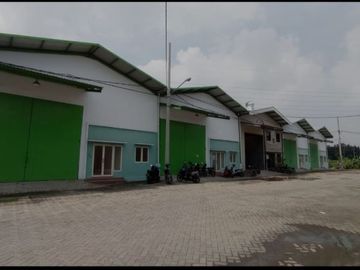 Gudang luas 400 meter harga 3 M an Driyorejo,Krikilan,,Waru gunung