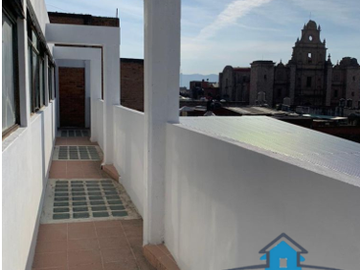 Casa con local en venta en el Centro de Morelia $18,000,000