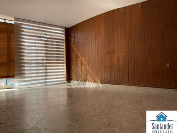 Casa con local en venta en el Centro de Morelia $18,000,000