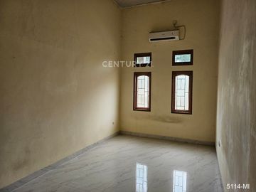 Dijual Rumah Kondisi Bagus Di Bintaro Sektor 3A