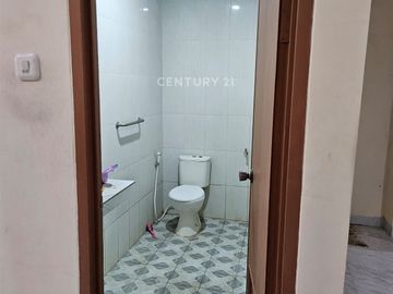 Dijual Rumah Kondisi Bagus Di Bintaro Sektor 3A