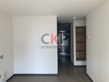 TownHouse con JARDIN PRIVADO 4 D en San Carlos de Apoquindo