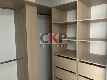 TownHouse con JARDIN PRIVADO 4 D en San Carlos de Apoquindo
