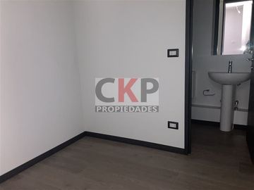 TownHouse con JARDIN PRIVADO 4 D en San Carlos de Apoquindo