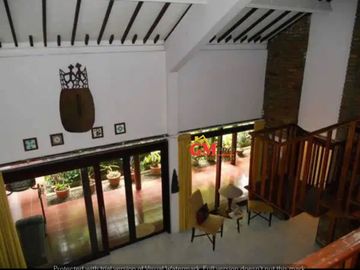 Dijual Rumah di Cisitu Indah Dago Bandung - Utara dkt Kampus ITB