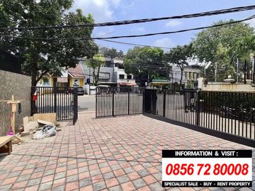 DIJUAL SHOP HOUSE / RUKO at Jl PAKUBUWONO, JAKSEL (BRAND NEW)