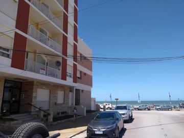 DPTO A MTS DEL MAR-2 DORM POR ASCENSOR