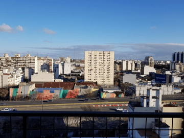 EXCELNTE DEPARTAMENTO DE 3 AMBIENTES MUY LUMINOSO