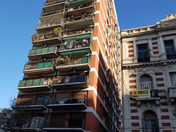 EXCELNTE DEPARTAMENTO DE 3 AMBIENTES MUY LUMINOSO