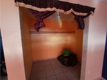 Se vende casa/edificio en San Juan Tilcuautla, Hidalgo, centro.