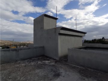 Se vende casa/edificio en San Juan Tilcuautla, Hidalgo, centro.
