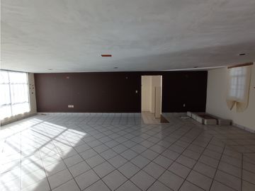 Se vende casa/edificio en San Juan Tilcuautla, Hidalgo, centro.