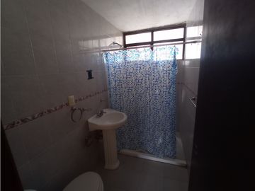 Se vende casa/edificio en San Juan Tilcuautla, Hidalgo, centro.