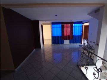 Se vende casa/edificio en San Juan Tilcuautla, Hidalgo, centro.