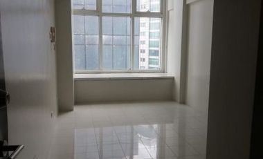For lease: 1BR Loft Type in Emerald Lofts, Ortigas Center