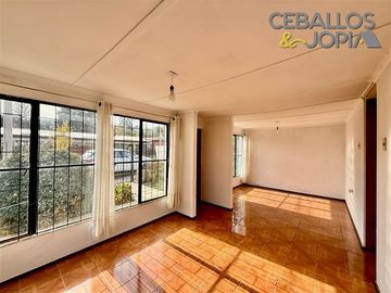 Casa en venta de 4 dorm. en Villa Alemana