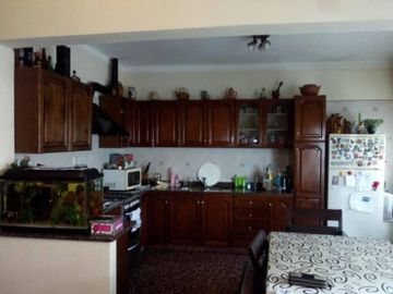 Casa PH en venta en Lanus Oeste