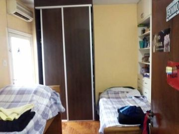Casa PH en venta en Lanus Oeste