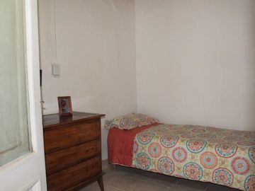 Casa PH en venta en Constitucion