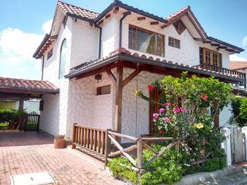 Venta casa valle de los Chillos