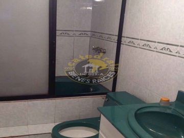 Casa de venta en Centro de Cuenca – código:11711
