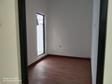 Rumah murah siap huni bebas banjir di duren sawit jakarta