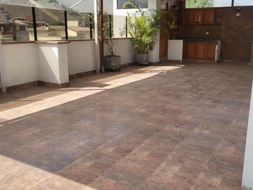 ¡Venta De Hermosa Casa En Sol De La Molina!