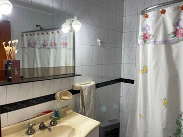 Casa 3 Ambientes En Venta - Francisco Alvarez, Moreno