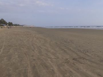 San Jose-The Malibu of Ecuador: Se Vende Casa Frente al Mar en San José