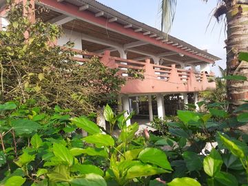 San Jose-The Malibu of Ecuador: Se Vende Casa Frente al Mar en San José