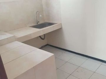 Rumah Babatan Pratama STRATEGIS, FULL RENOV