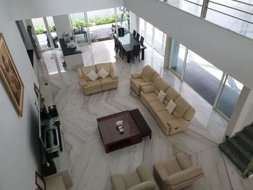Dijual Rumah Selat Golf Citraland, SHM lantai Marmer import dan Granit