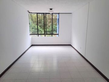 VENTA DE APARTAMENTO UBICADO EN LA PARALELA FLORIDABLANCA SECTOR CAÑAVERAL Área 88 Metros. Cod V24209