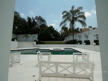 Casa Nueva de Lujo Colinas de San Javier en Venta