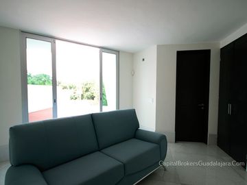 Casa Nueva de Lujo Colinas de San Javier en Venta