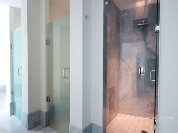 Casa Nueva de Lujo Colinas de San Javier en Venta