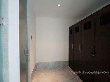 Casa Nueva de Lujo Colinas de San Javier en Venta