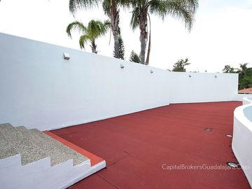 Casa Nueva de Lujo Colinas de San Javier en Venta