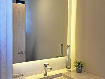 Residencia en Altozano Qro. con Jardín y Bar/Terraza en PREVENTA - NIEBLA