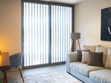 Residencia en Altozano Qro. con Jardín y Bar/Terraza en PREVENTA - NIEBLA