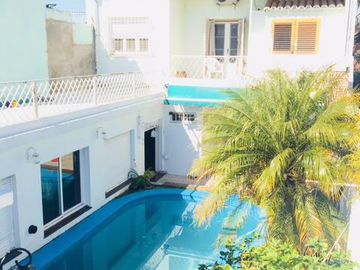 EXCELENTE CASA EN LOTE PROPIO 5 AMBIENTES- Florida Oeste