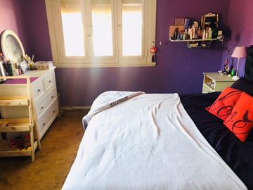 EXCELENTE CASA EN LOTE PROPIO 5 AMBIENTES- Florida Oeste
