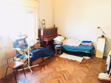 EXCELENTE CASA EN LOTE PROPIO 5 AMBIENTES- Florida Oeste