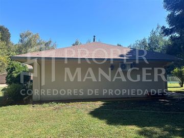 Parcela 3D-4B con Piscina en Parcela de 1.800 m Las Encinas