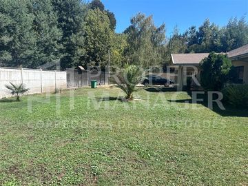 Parcela 3D-4B con Piscina en Parcela de 1.800 m Las Encinas