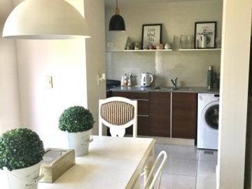 EN VENTA DPTO DE CATEGORÍA COMPLEJO SOLARIEGAS