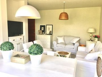 EN VENTA DPTO DE CATEGORÍA COMPLEJO SOLARIEGAS