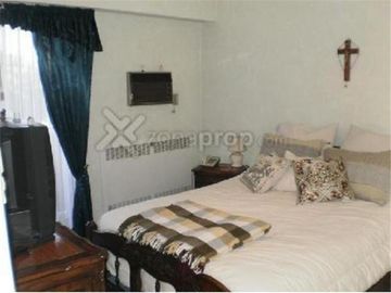 Casa en venta en Villa Sarmiento