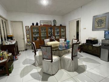 DIJUAL RUMAH at Jl GAHARU, CIPETE, JAKSEL (SANGAT MENARIK)
