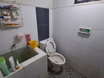 DIJUAL CEPAT RUMAH 2 LANTAI DI PUSAT KOTA JOGJA DEKAT KAMPUS UGM